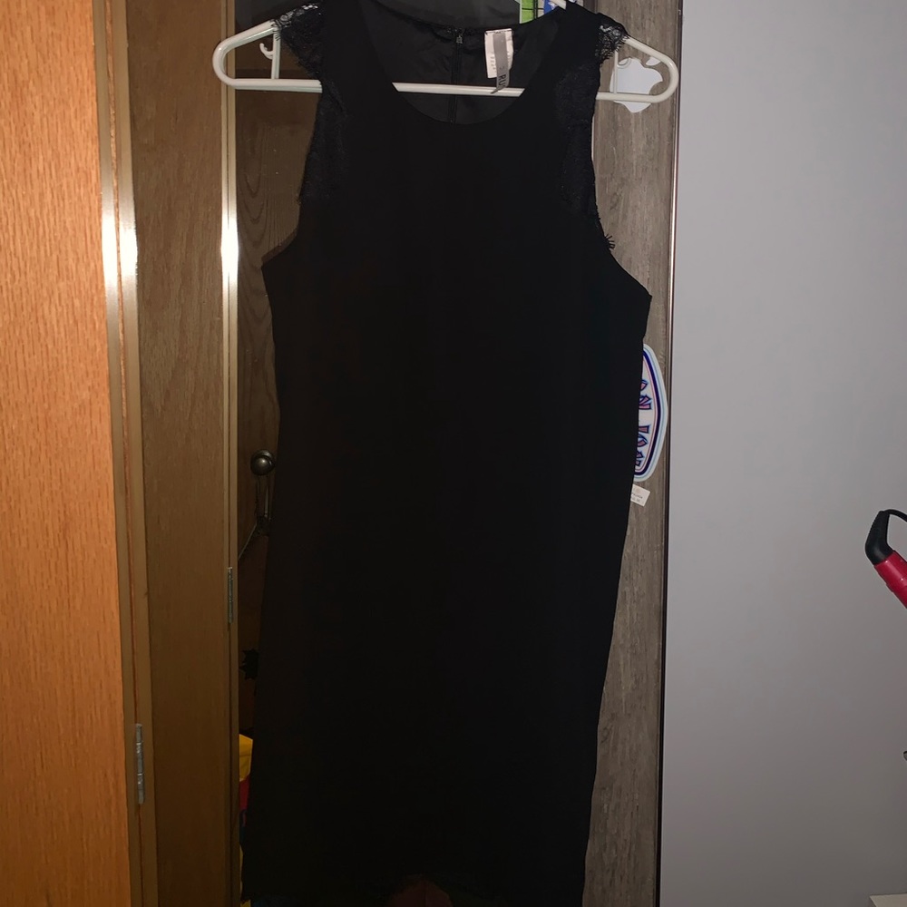 Black dress!! Please buy